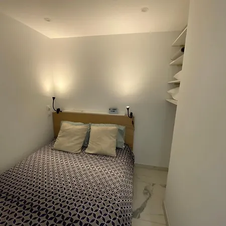 Appartement Face Mer Et Port Santa Lucia Climatise Et Wifi Saint-Raphaël Exterior foto